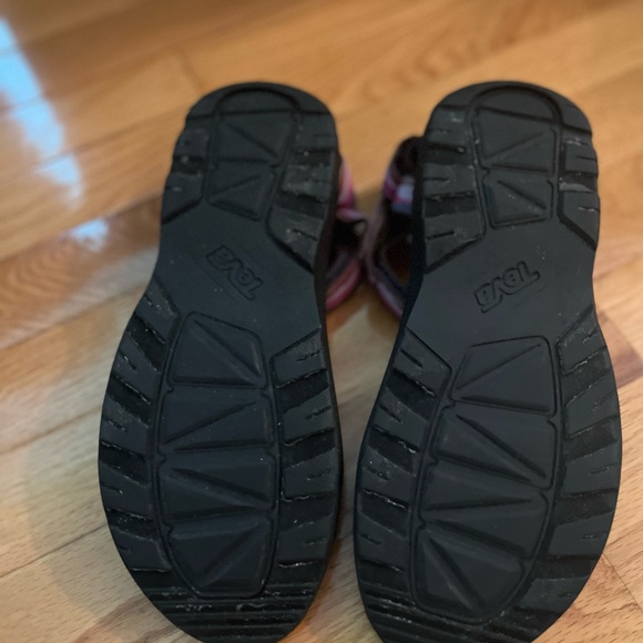 Teva Pink and Black Adventure Sandals - Picture 5 of 5
